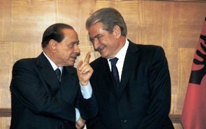 Énergie : Berlusconi veut sa centrale nucléaire en Albanie