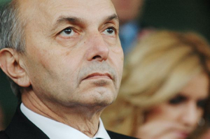 Kosovo : Isa Mustafa, le « sauveur » de la LDK