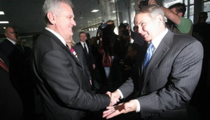 Serbie : l&rsquo;ancien ambassadeur américain va conseiller le SNS de Tomislav Nikolić