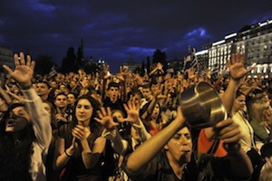 Après l&rsquo;Espagne, la Grèce : le mouvement des « Indignés » s&rsquo;étend