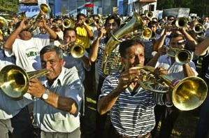 Serbie : les trompettes folles de Guča