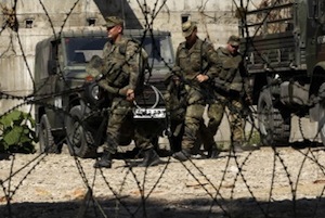 Nord du Kosovo : Kfor contre Serbes, la guerre des barricades continue