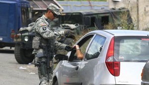 Taxes aux frontières entre Kosovo et Serbie : les Serbes du Nord annoncent un référendum