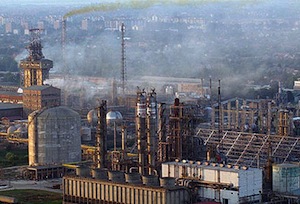 Privatisation, corruption et pollution en Serbie : le bradage d&rsquo;Azotara Pančevo
