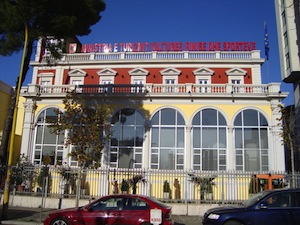Albanie : dans tous les ministères, la règle des « petits accords entre amis »