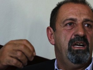 Le chef de l’agence des privatisations au Kosovo poignardé : meurtre ou suicide ?