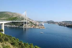 Croatie : 66 réfugiés en perdition débarquent à Dubrovnik