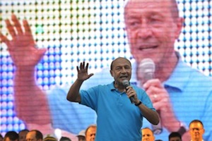 Référendum en Roumanie : Traian Băsescu échappe à la destitution