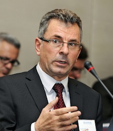 Albanie : Sali Berisha met la justice et les services secrets à sa botte