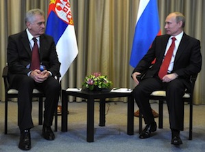 Serbie : Tomislav Nikolić s&rsquo;en va à Sotchi taper son ami Poutine