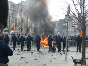 Incidents à Paris entre supporters du PSG et du Dinamo Zagreb : à qui la faute?