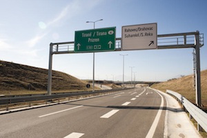 Kosovo : les autoroutes suffisent-elles à faire une nation ?