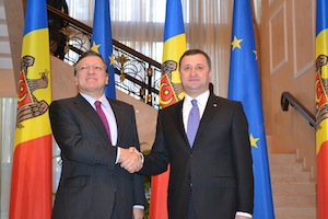 Intégration européenne : Barroso en Moldavie, une visite symbolique