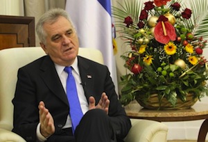 Kosovo : le Président serbe Nikolić privé de Noël à Gračanica