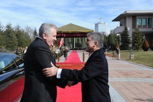 Nikolić à Ankara : vers un « boom » des investissements turcs en Serbie