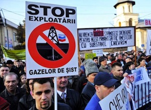Gaz de schiste en Roumanie : « Chevron go home ! »