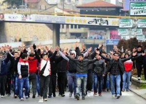 Macédoine : un week-end de violence et d’affrontements urbains à Skopje