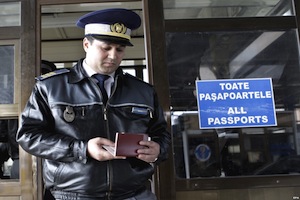 Entre Roumanie et Moldavie, une frontière qui transforme les identités
