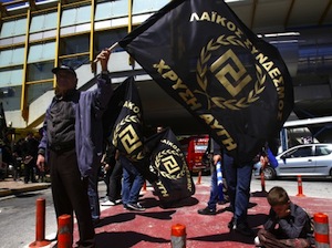 Grèce : l&rsquo;incertain destin d&rsquo;une loi contre les violences racistes et xénophobes