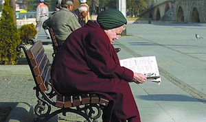 Balkans : les retraités, une population de plus en plus précarisée