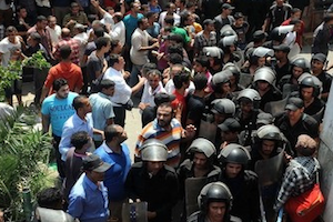 Crise en Egypte: des ressortissants bosniens arrêtés pour «terrorisme»
