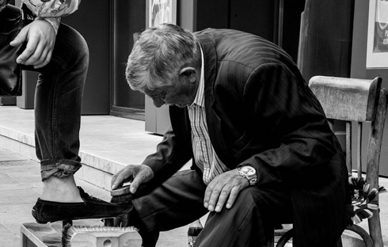 Bosnie : disparition de Čika Mišo, le cireur de chaussures, figure légendaire de Sarajevo