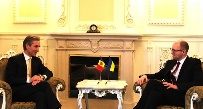 Crimée : Chișinău et Kiev se serrent les coudes face à Moscou