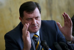 Bosnie-Herzégovine : Milorad Dodik et le mythe des «provocateurs» venus de l&rsquo;étranger