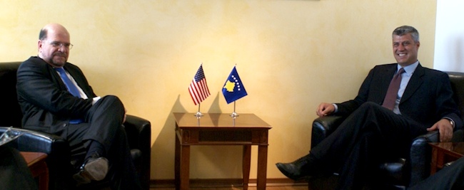 Autoroute du Kosovo: l&rsquo;ancien ambassadeur américain en plein scandale de corruption