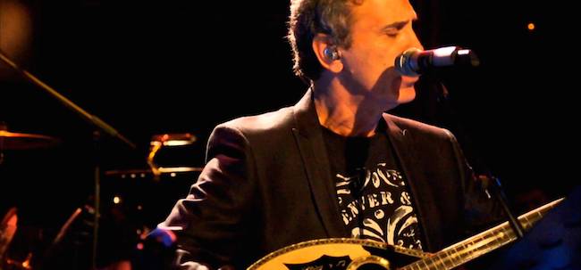 Grèce : Georges Dalaras, héraut des musiques populaires