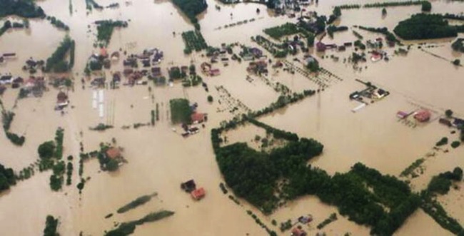 Inondations en Bosnie-Herzégovine : solidarité citoyenne après le déluge