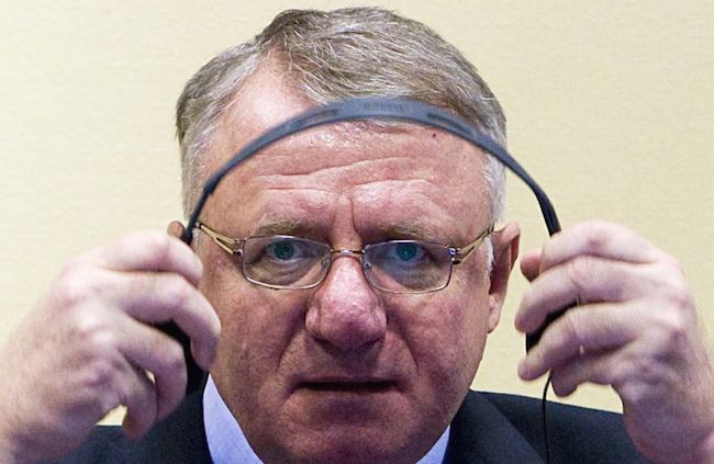 TPIY : Vojislav Šešelj veut 12 millions d&rsquo;euros de dommages et intérêts
