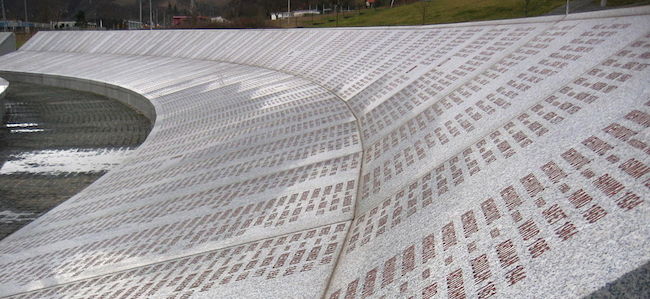 Massacre de Srebrenica : des familles de victimes veulent poursuivre les Pays-Bas