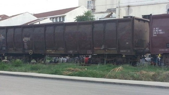 Macédoine : 150 réfugiés syriens découverts dans un train en gare de Veles