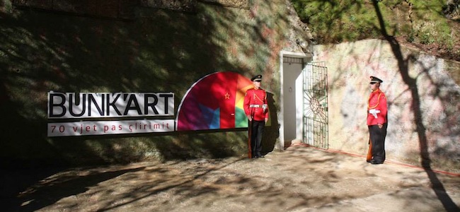 Albanie : l&rsquo;art contemporain investit le bunker d&rsquo;Enver Hoxha