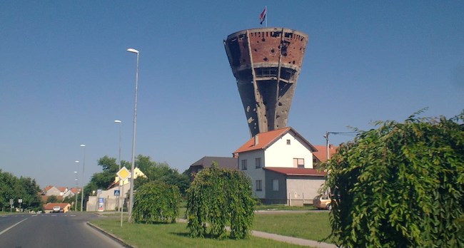 La Croatie commémore la chute de Vukovar, Šešelj fait de la provocation