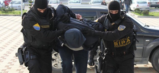 «Opération Damas» : nouvelle vague d&rsquo;arrestations dans les milieux islamistes radicaux de Bosnie