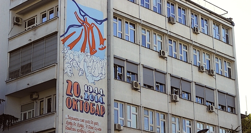 Serbie : le collectif KURS peint les luttes sociales sur les murs de Belgrade