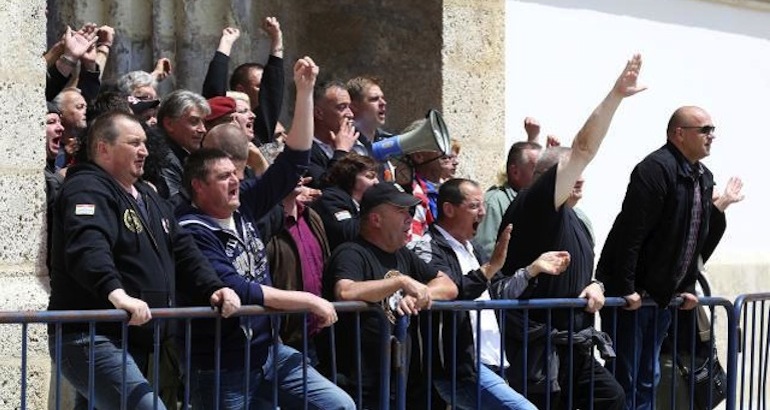 Croatie : heurts entre policiers et anciens combattants dans le centre de Zagreb