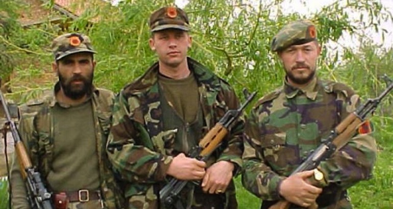 Kosovo : cinq anciens commandants de l&rsquo;UÇK convoqués à La Haye