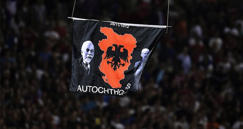 Football : «comment j&rsquo;ai fait voler un drone au-dessus du stade de Belgrade»
