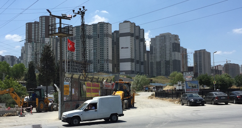 A Istanbul, les réfugiés syriens organisent un monde parallèle