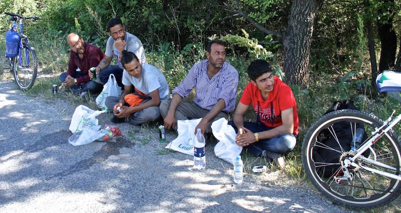 Crise des migrants en Macédoine : l&rsquo;aide internationale se mobilise peu à peu