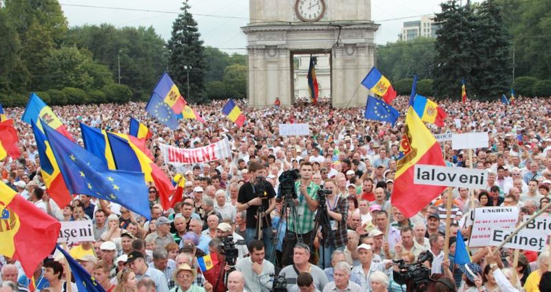 Corruption en Moldavie : la rue réclame la démission du Président Timofti