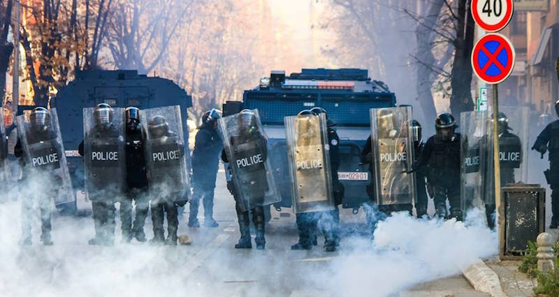 Kosovo : escalade de la violence entre la police et l&rsquo;opposition