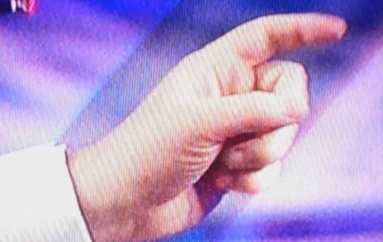 Serbie : Vučić passe au détecteur de mensonges pour mieux attaquer les médias