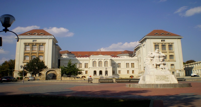 faculte_de_medecine_iasi.jpg