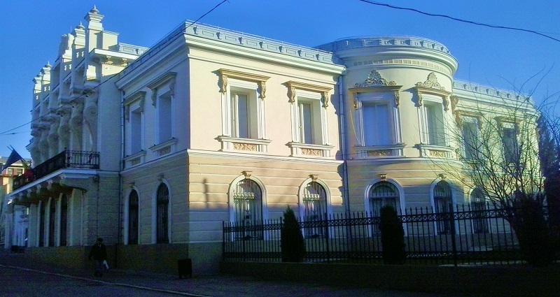 palais_cuza_iasi.jpg