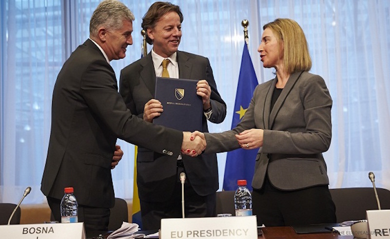 La Bosnie-Herzégovine présente sa candidature à l&rsquo;intégration européenne