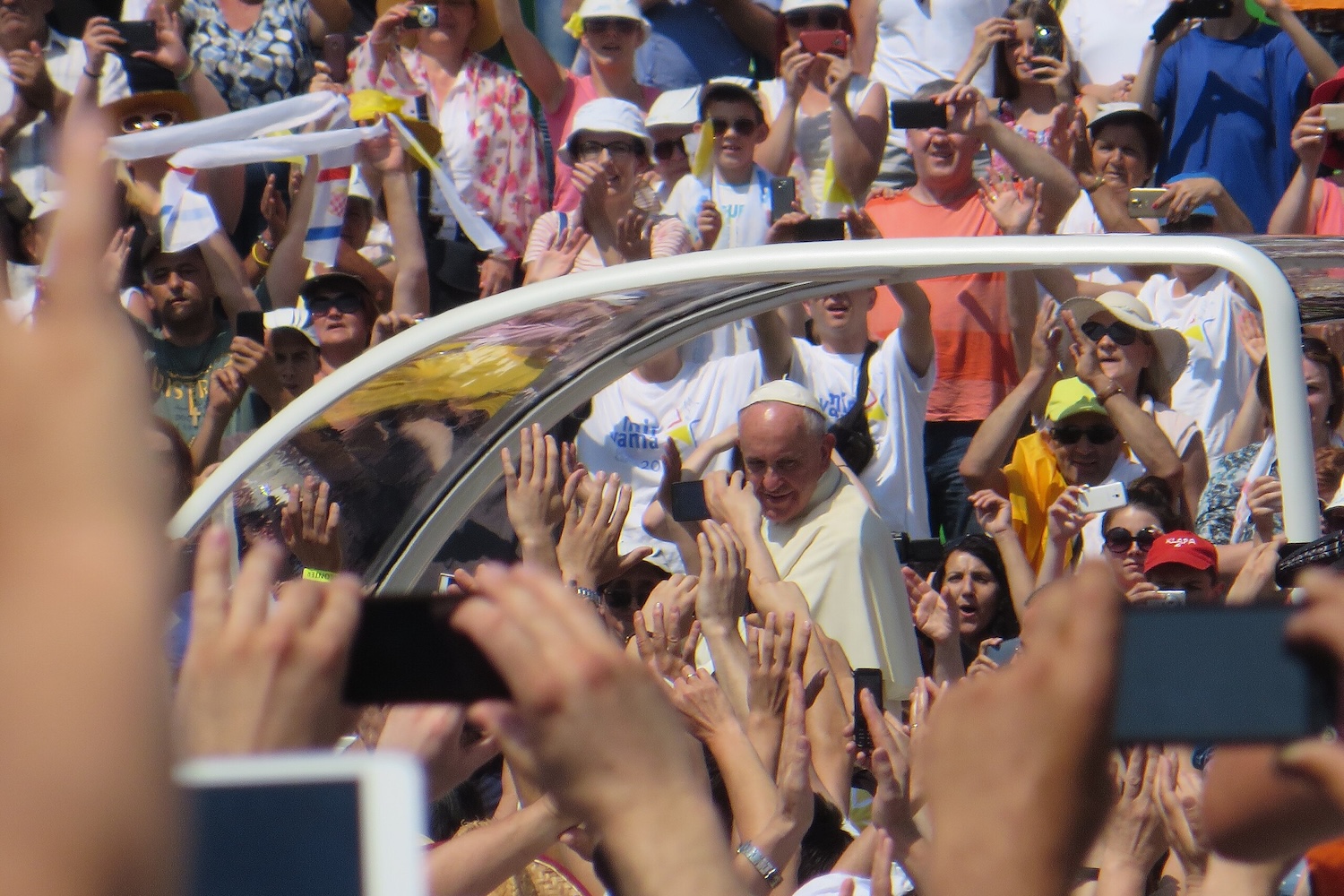 Le pape François et les Balkans : de Rome à Moscou, un engagement œcuménique